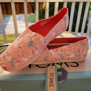 Toms Alpargata Slip On size 8 Blossom over the Moon Print